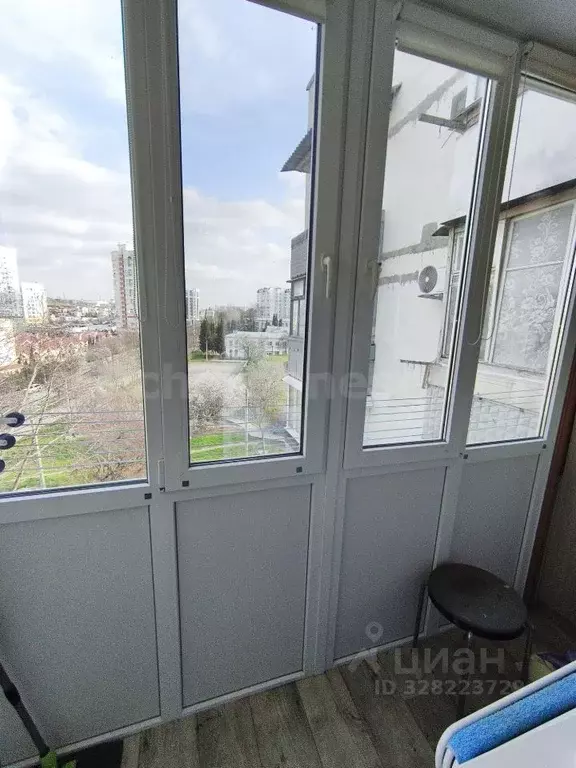 1-к кв. Севастополь ул. Адмирала Фадеева, 29Б (37.1 м) - Фото 1