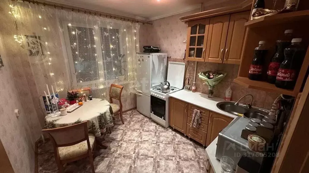 2-к кв. Челябинская область, Миасс ул. 8 Марта, 132 (52.8 м) - Фото 0