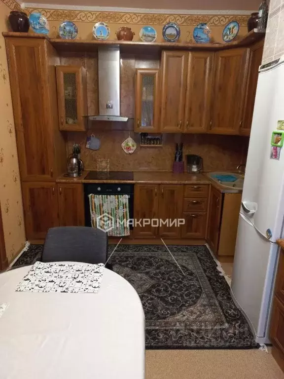 2-к кв. Ханты-Мансийский АО, Сургут Быстринская ул., 20/2 (66.4 м) - Фото 1