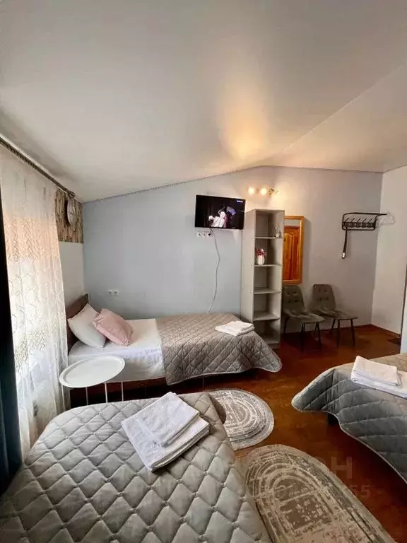 Комната Карачаево-Черкесия, Зеленчукский район, с. Архыз ул. Алиева, ... - Фото 1