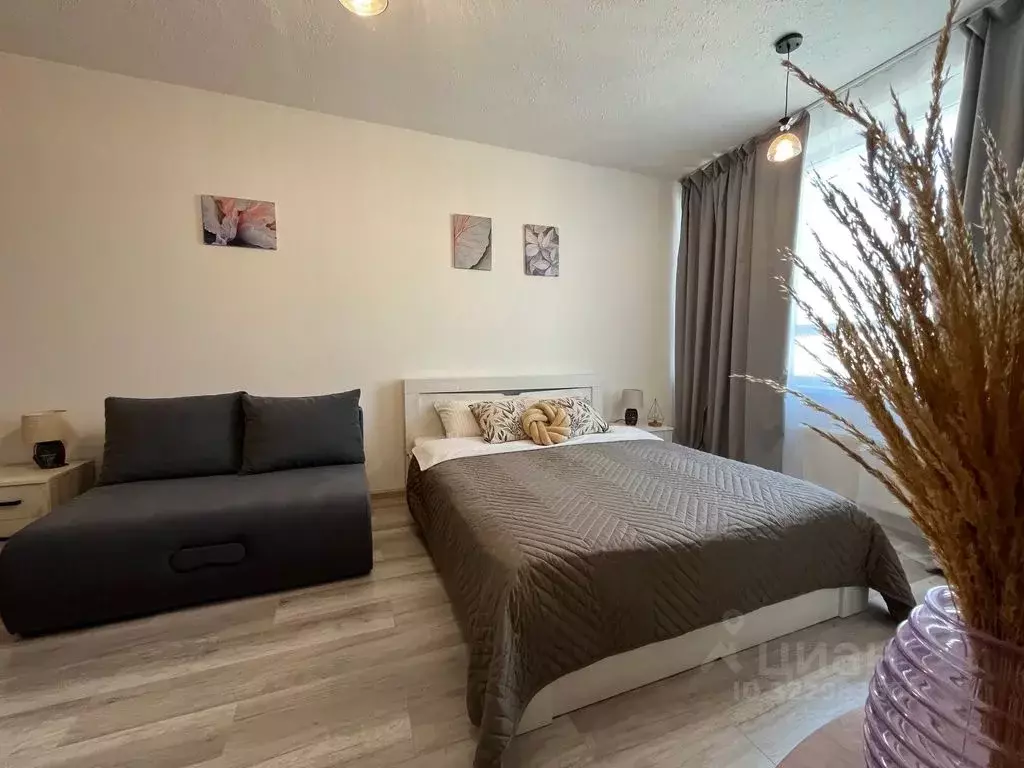 Студия Свердловская область, Екатеринбург ул. Репина, 109 (25.0 м) - Фото 1