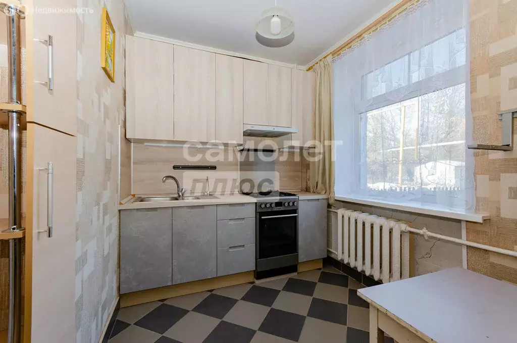 3-комнатная квартира: Челябинск, Телеграфная улица, 4 (53 м) - Фото 1