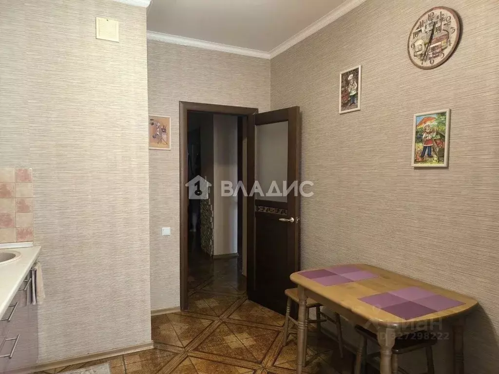 3-к кв. Белгородская область, Белгород ул. Щорса, 55а (79.0 м) - Фото 2