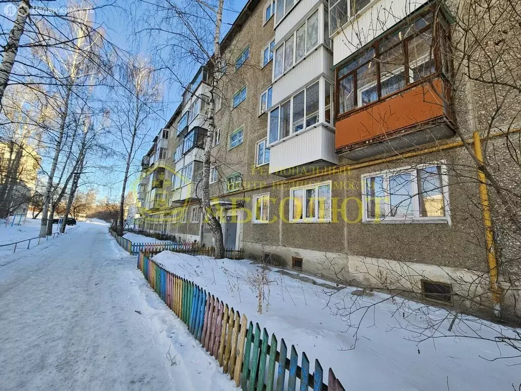 2-комнатная квартира: Ревда, улица Чехова, 35 (45 м) - Фото 0