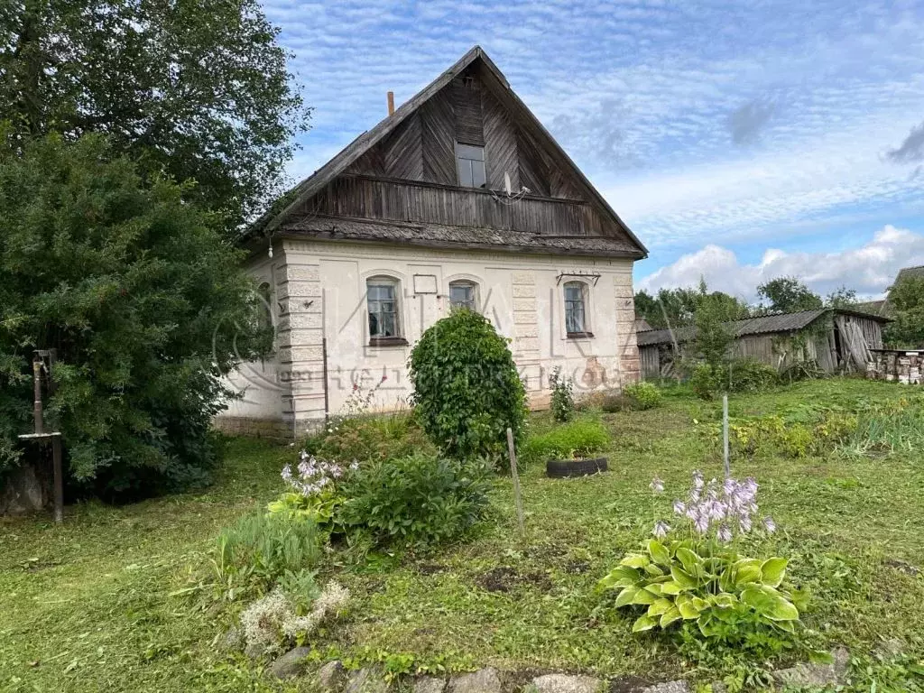 Дом в Ленинградская область, Лужский район, Ям-Тесовское с/пос, д. ... - Фото 1