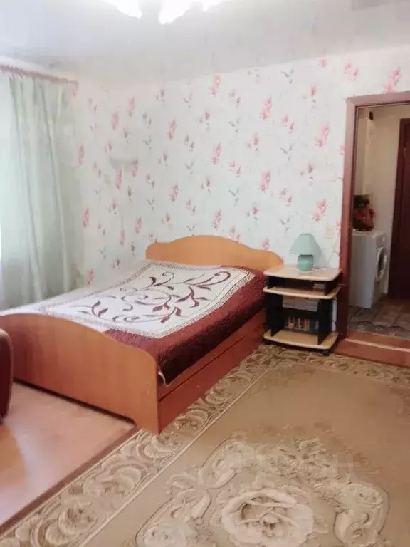 1-к кв. Ленинградская область, Тихвин 2-й мкр, 11 (35.0 м) - Фото 0