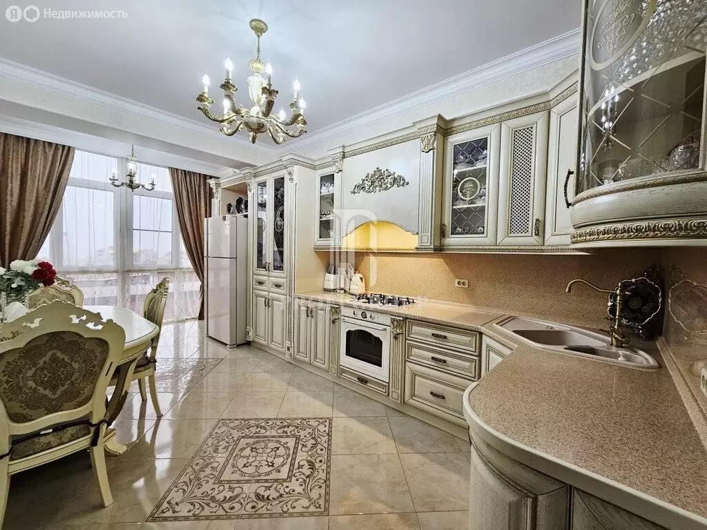 2-комнатная квартира: Каспийск, проспект Акулиничева, 23 (73 м) - Фото 1