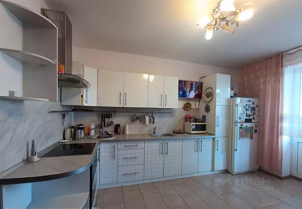 1-к кв. Краснодарский край, Геленджик Советская ул., 77 (50.2 м) - Фото 0