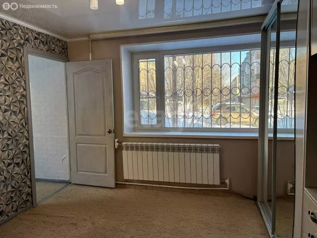 1-комнатная квартира: Златоуст, проспект имени Ю.А. Гагарина, 7-я ... - Фото 2