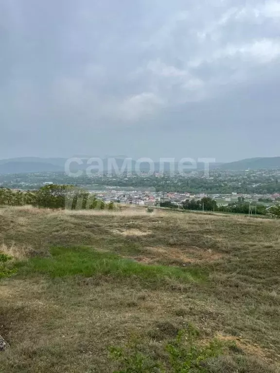 Участок в Крым, Симферопольский район, Добровское с/пос, с. Пионерское ... - Фото 1
