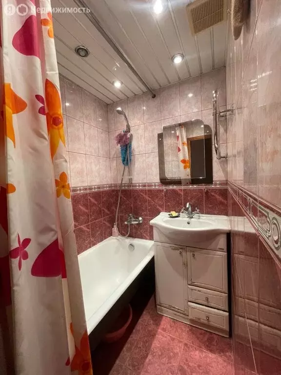 3-комнатная квартира: Москва, улица Конёнкова, 15В (58.3 м) - Фото 1