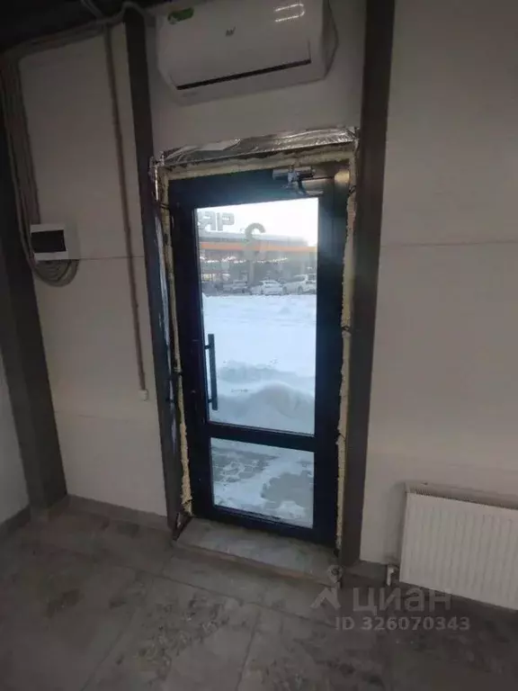 Помещение свободного назначения в Татарстан, Набережные Челны ул. ... - Фото 1