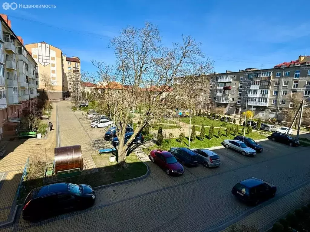 3-комнатная квартира: Зеленоградск, улица Сибирякова, 17 (59 м) - Фото 1