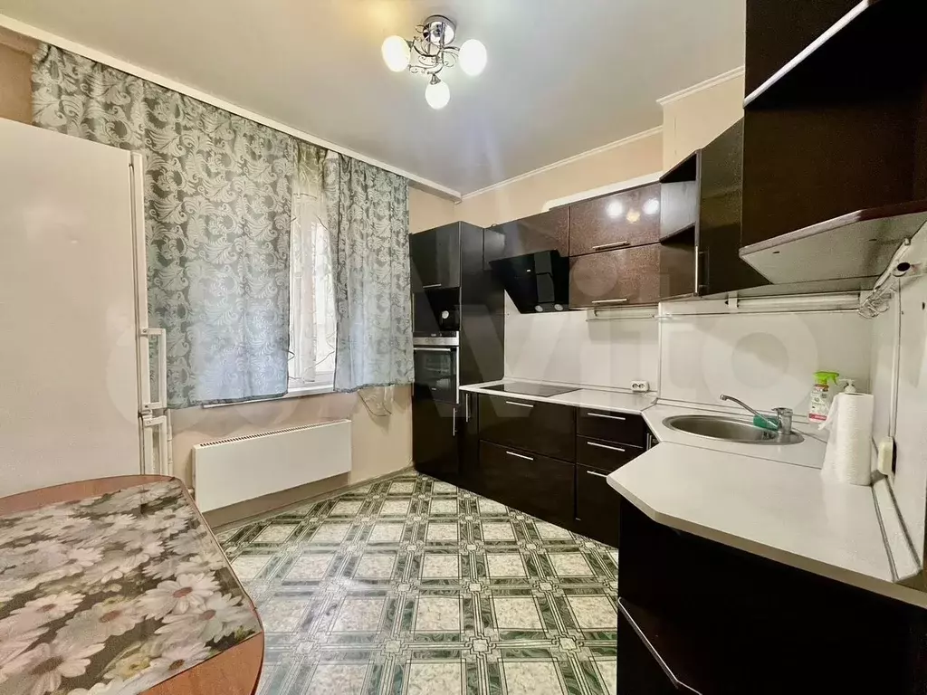 2-к. квартира, 51 м, 1/5 эт. - Фото 1