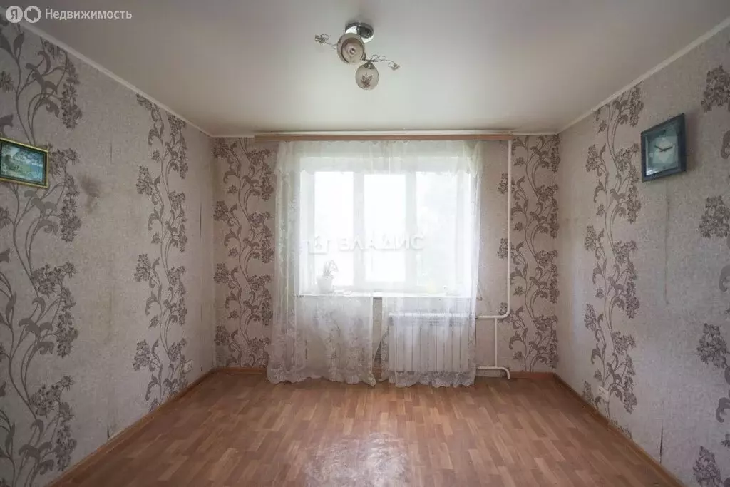 1-комнатная квартира: Балаково, Красноармейская улица, 15 (18 м) - Фото 1