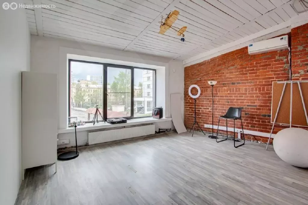 Офис (381 м) - Фото 2