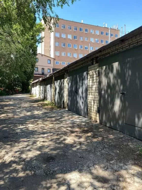 Гараж в Саратовская область, Саратов ул. Имени Н.Г. Чернышевского, 100 ... - Фото 1
