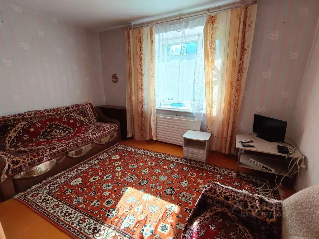 1-к кв. Курганская область, Курган Заозерный жилрайон, 6-й мкр, 31 ... - Фото 1