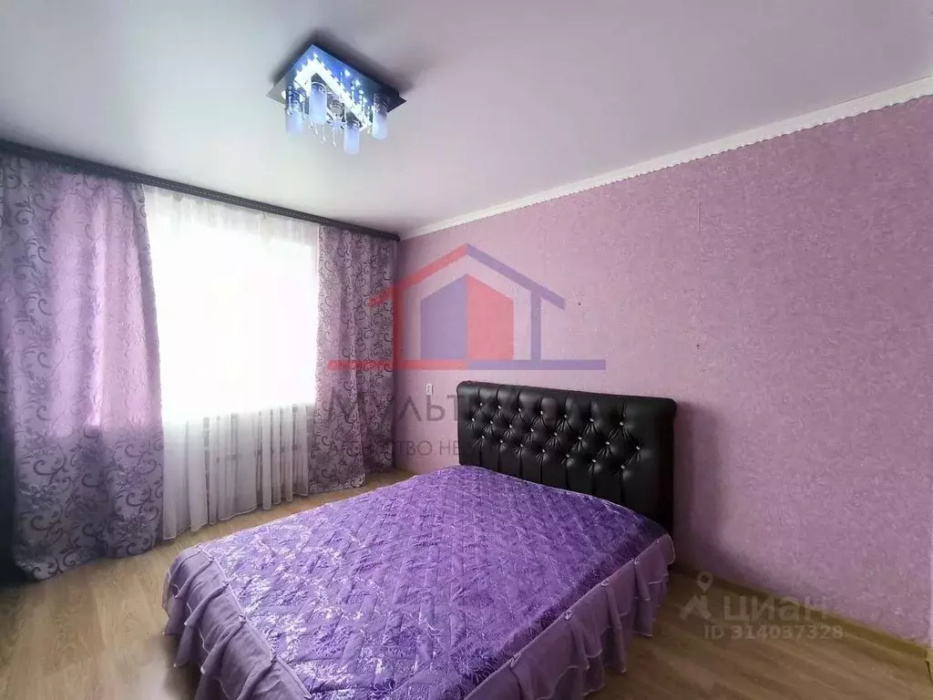 2-к кв. Белгородская область, Губкин ул. Космонавтов, 13А (52.4 м) - Фото 0