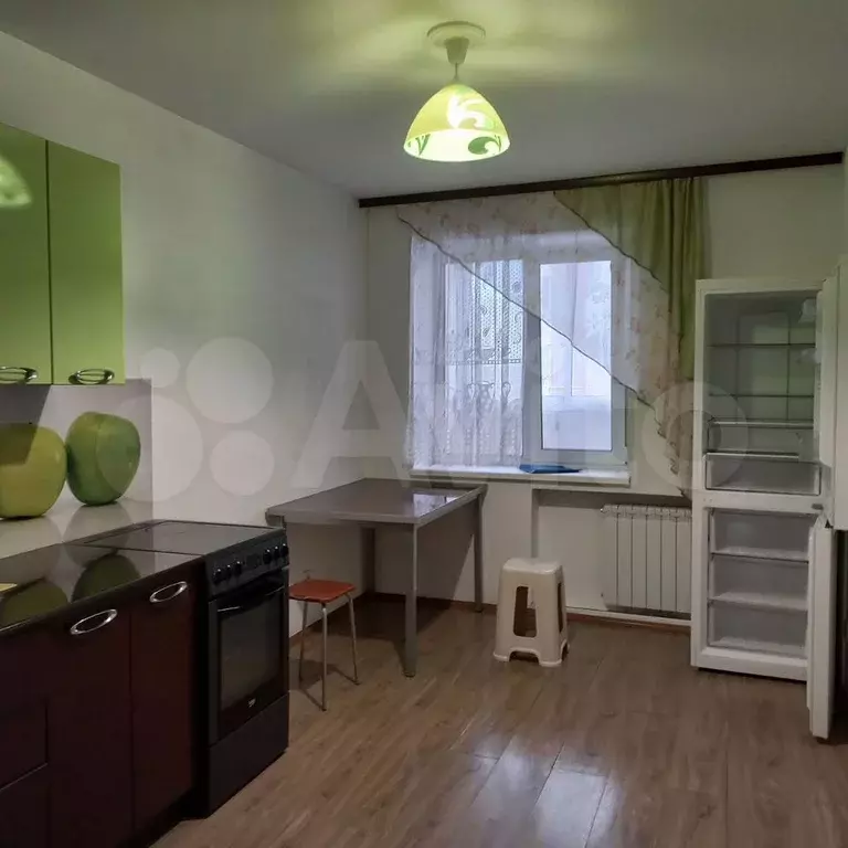 2-к. квартира, 60 м, 2/9 эт. - Фото 0