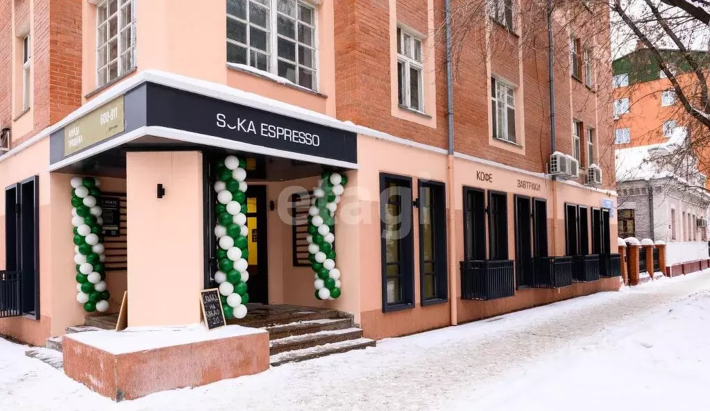 Торговая площадь в Тюменская область, Тюмень ул. Кирова, 18 (10 м) - Фото 1