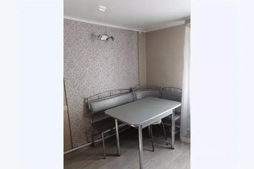 Дом в Оренбургская область, Соль-Илецк ул. Кирова, 24 (70 м) - Фото 1