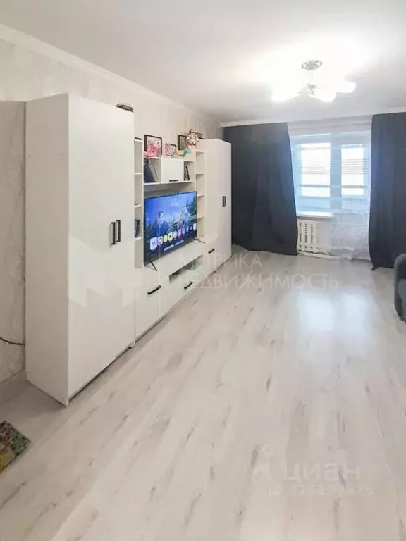 3-к кв. Тюменская область, Тюмень ул. Ватутина, 28 (58.8 м) - Фото 1