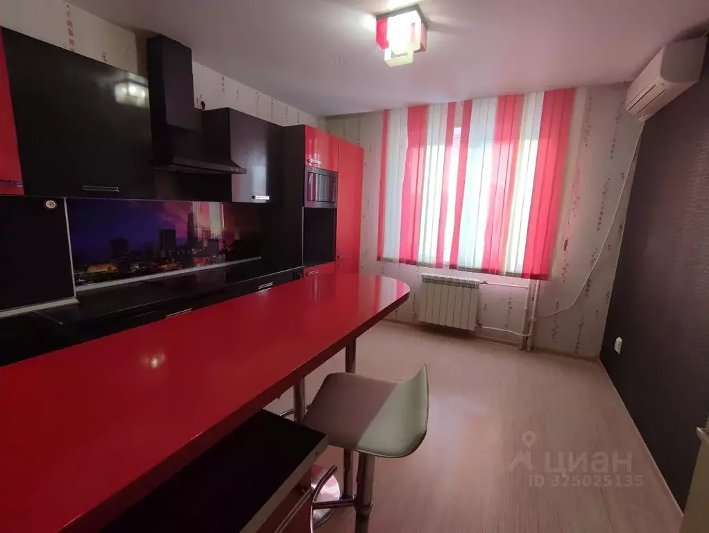 2-к кв. Тюменская область, Тюмень ул. Академика Сахарова, 46 (60.0 м) - Фото 1