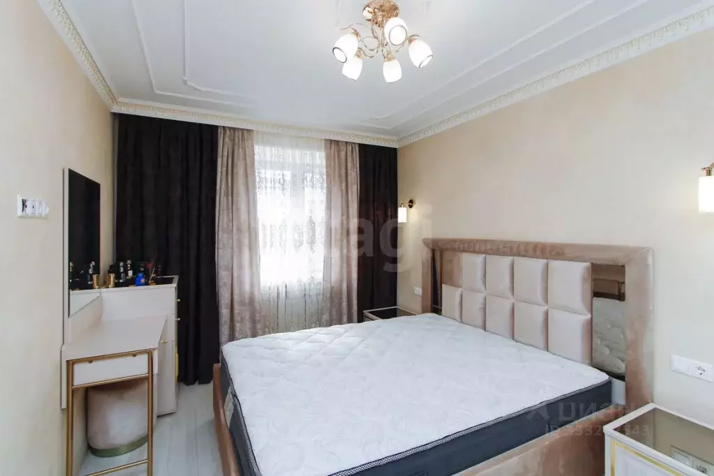 1-к кв. Тюменская область, Тюмень Кремлевская ул., 102 (48.5 м) - Фото 1