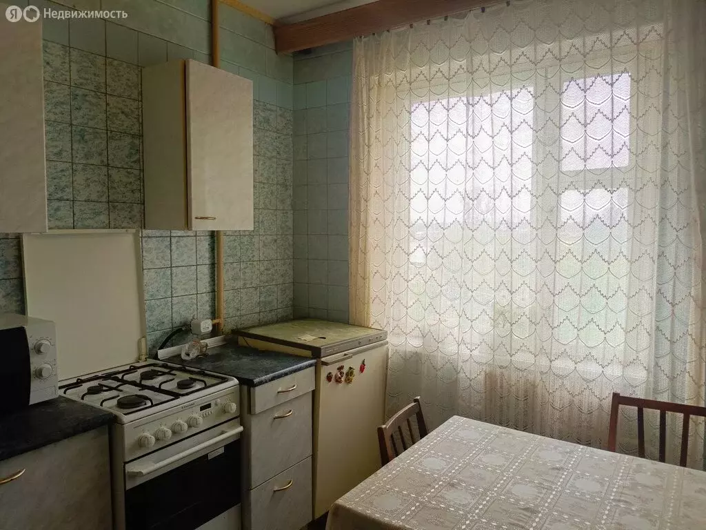 3-комнатная квартира: Железногорск, улица Маршала Жукова, 2 (61.2 м) - Фото 0