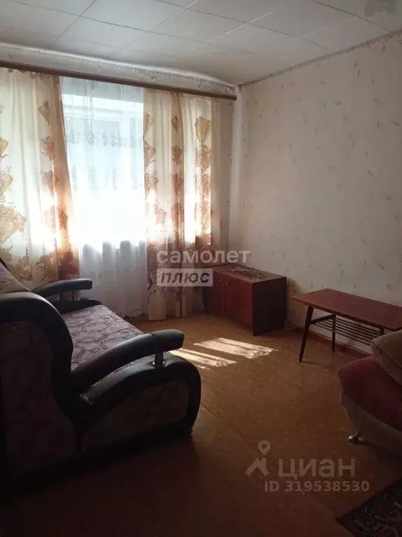 1-к кв. Омская область, Омск ул. Петра Ильичева, 1 (30.0 м) - Фото 0
