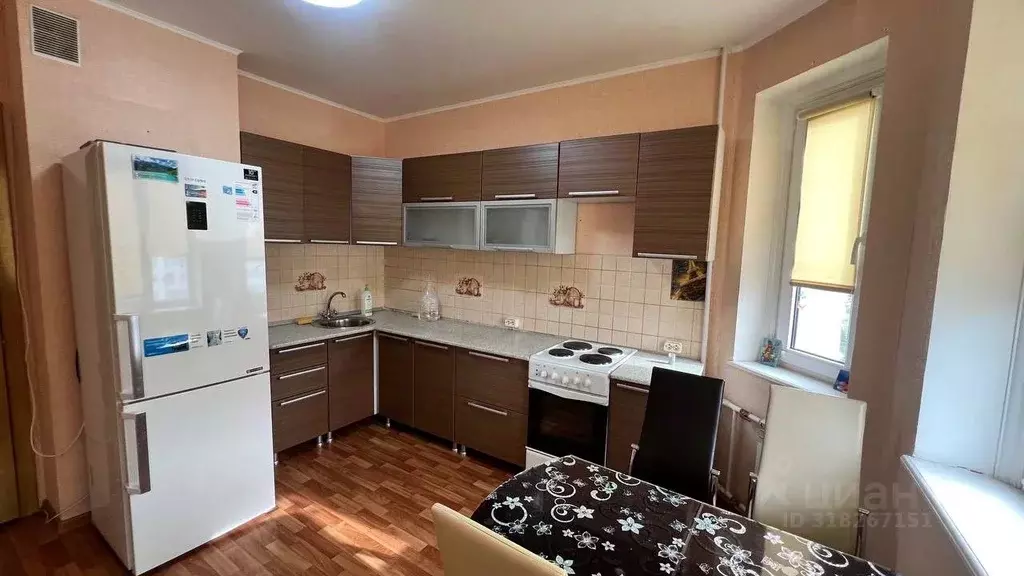 2-к кв. Курская область, Курск просп. Вячеслава Клыкова, 53 (58.2 м) - Фото 1