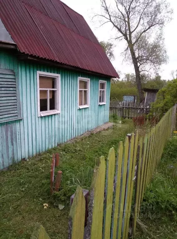 Дом в Калужская область, Бабынинский муниципальный округ, д. Волчье  ... - Фото 1