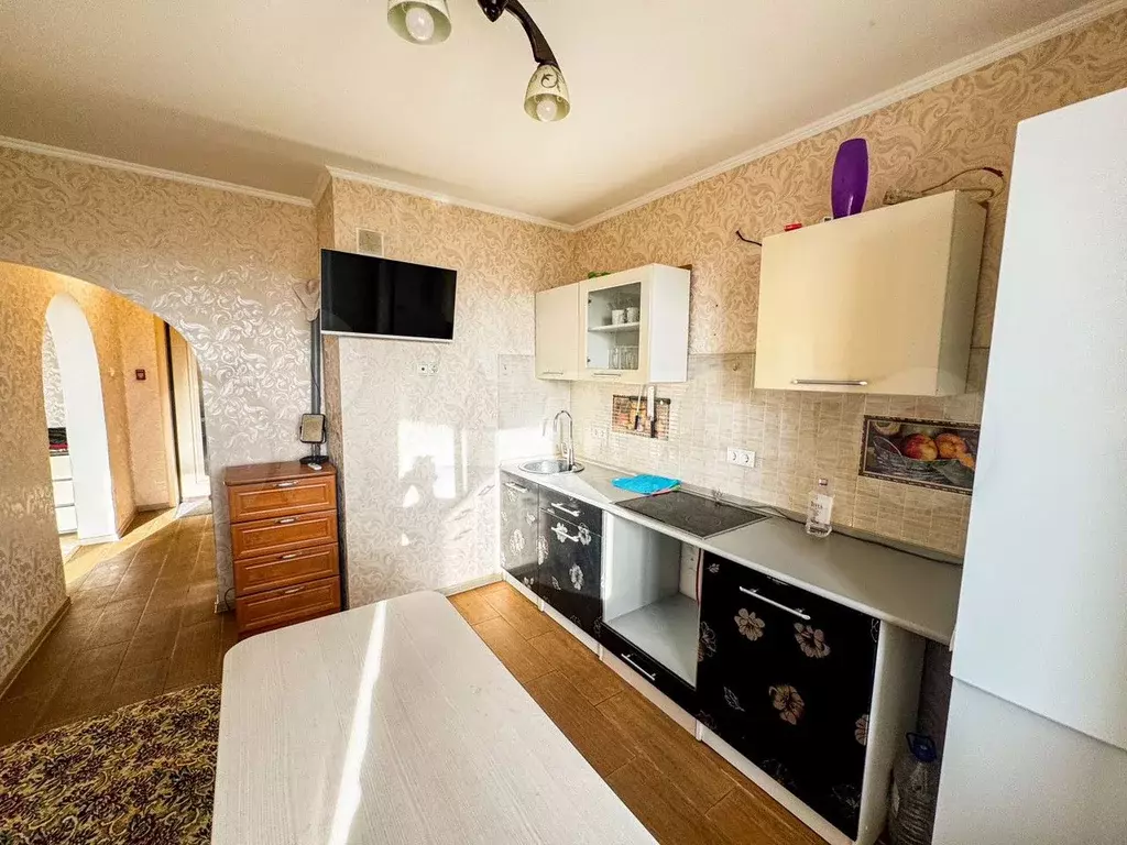 1-к. квартира, 40 м, 11/16 эт. - Фото 1