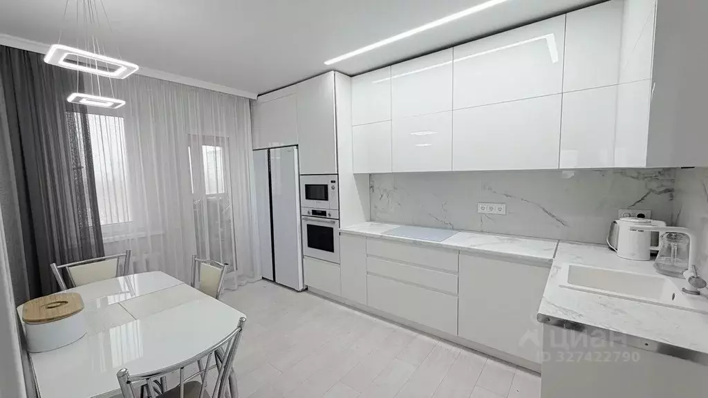 3-к кв. Татарстан, Казань просп. Ямашева, 67 (92.0 м) - Фото 1