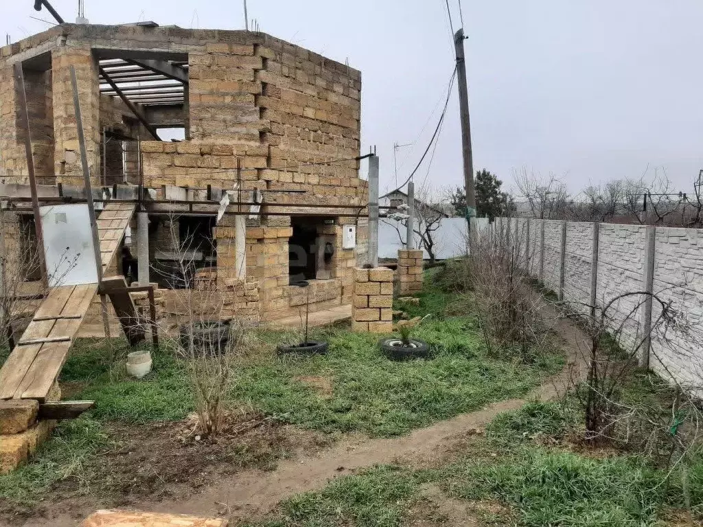 Участок в Крым, Симферопольский район, с. Скворцово ул. Гагарина, 6А ... - Фото 0