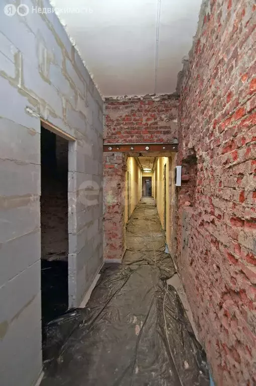 3-комнатная квартира: Омск, Спортивный проезд, 8 (71 м) - Фото 1