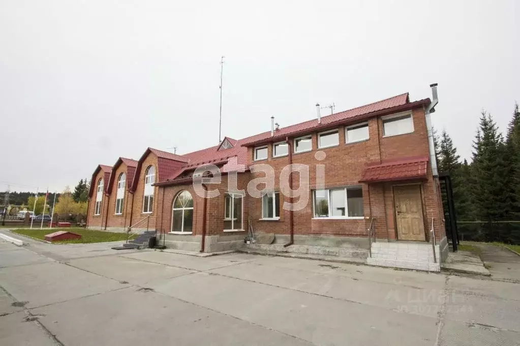 Офис в Ханты-Мансийский АО, Ханты-Мансийск ул. Строителей, 1 (667 м) - Фото 1