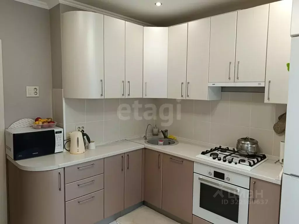 3-к кв. Коми, Ухта ул. Куратова, 4 (62.0 м) - Фото 0