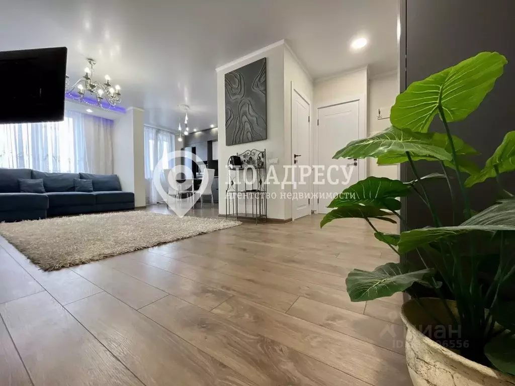 2-к кв. Саратовская область, Саратов Новоузенская ул., 89к2 (60.7 м) - Фото 1