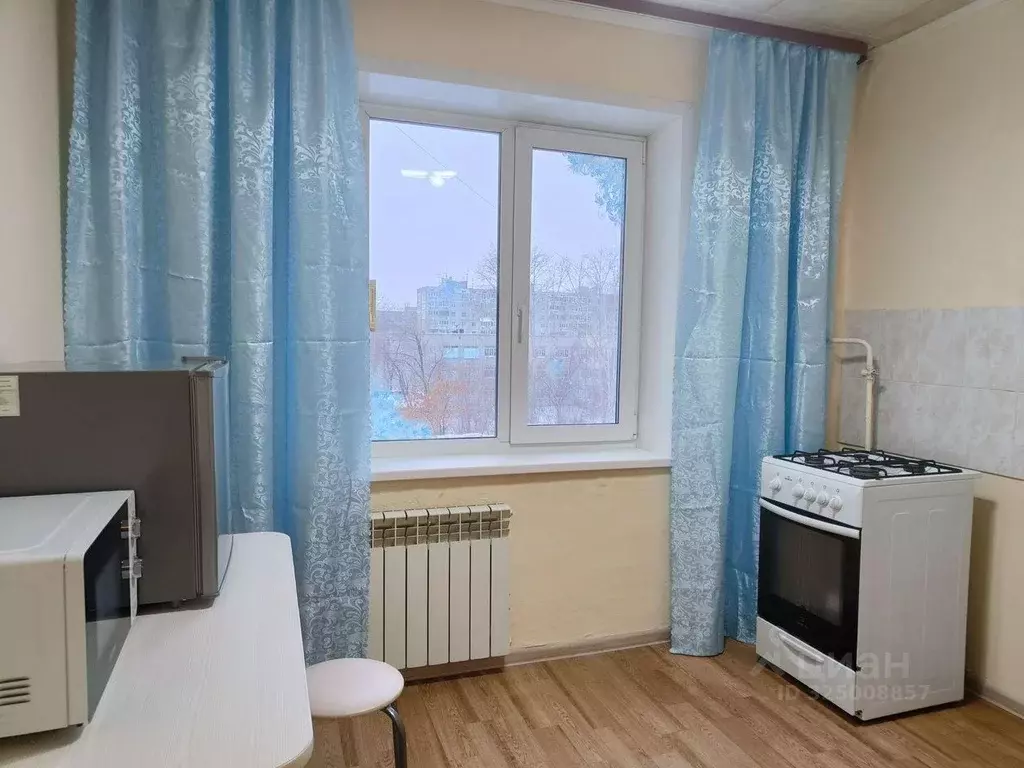 1-к кв. Курганская область, Курган Заозерный жилрайон, 2-й мкр, 26 ... - Фото 1