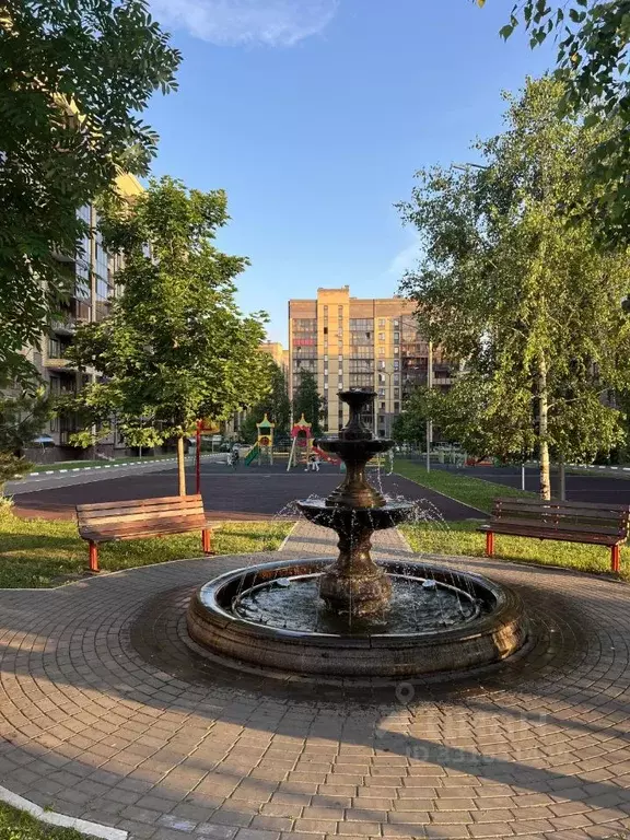 2-к кв. Татарстан, Казань ул. Рауиса Гареева, 100 (53.04 м) - Фото 1