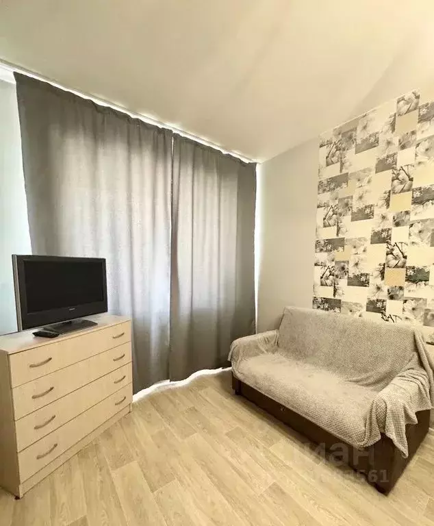 1-к кв. Бурятия, Улан-Удэ ул. Смолина, 81 (38.0 м) - Фото 1