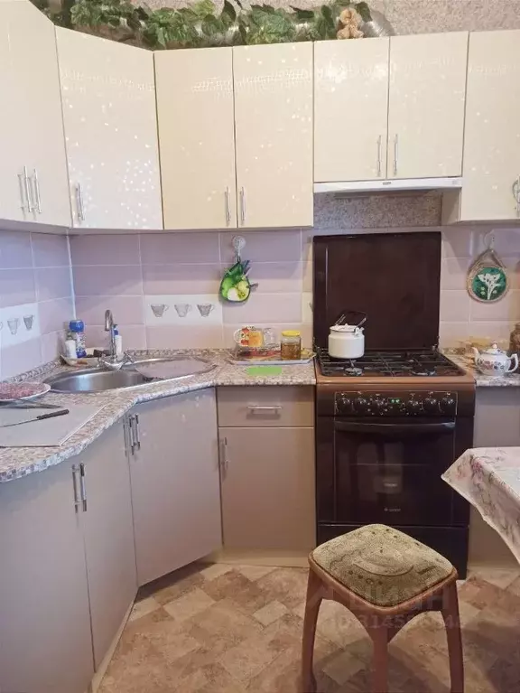 3-к кв. Белгородская область, Белгород ул. Щорса, 49 (71.9 м) - Фото 1
