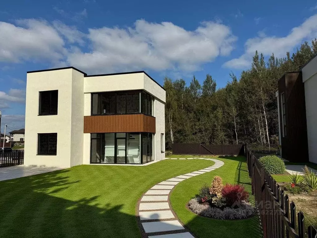 Дом в Московская область, Дмитровский муниципальный округ, с. ... - Фото 1