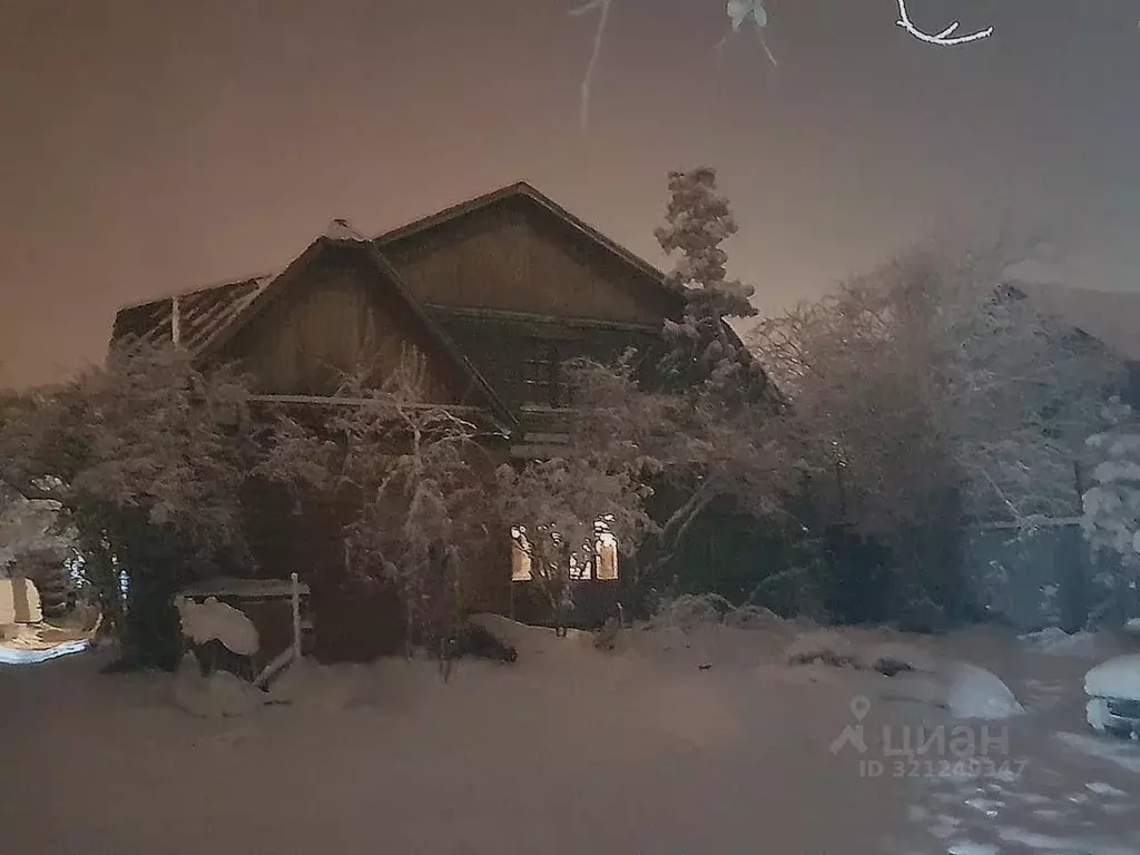 Дом в Саха (Якутия), Якутск ул. Имени Генерала Измерова (100 м) - Фото 0