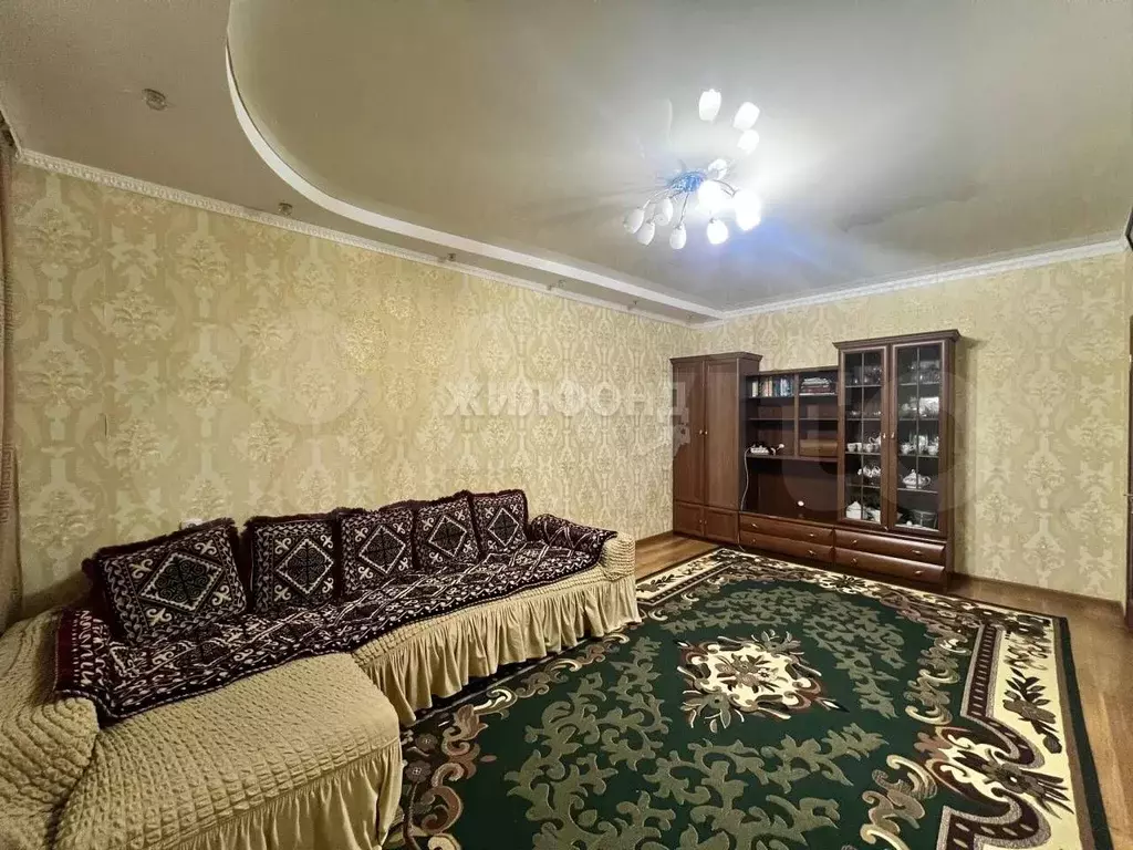 2-к. квартира, 60 м, 3/9 эт. - Фото 0