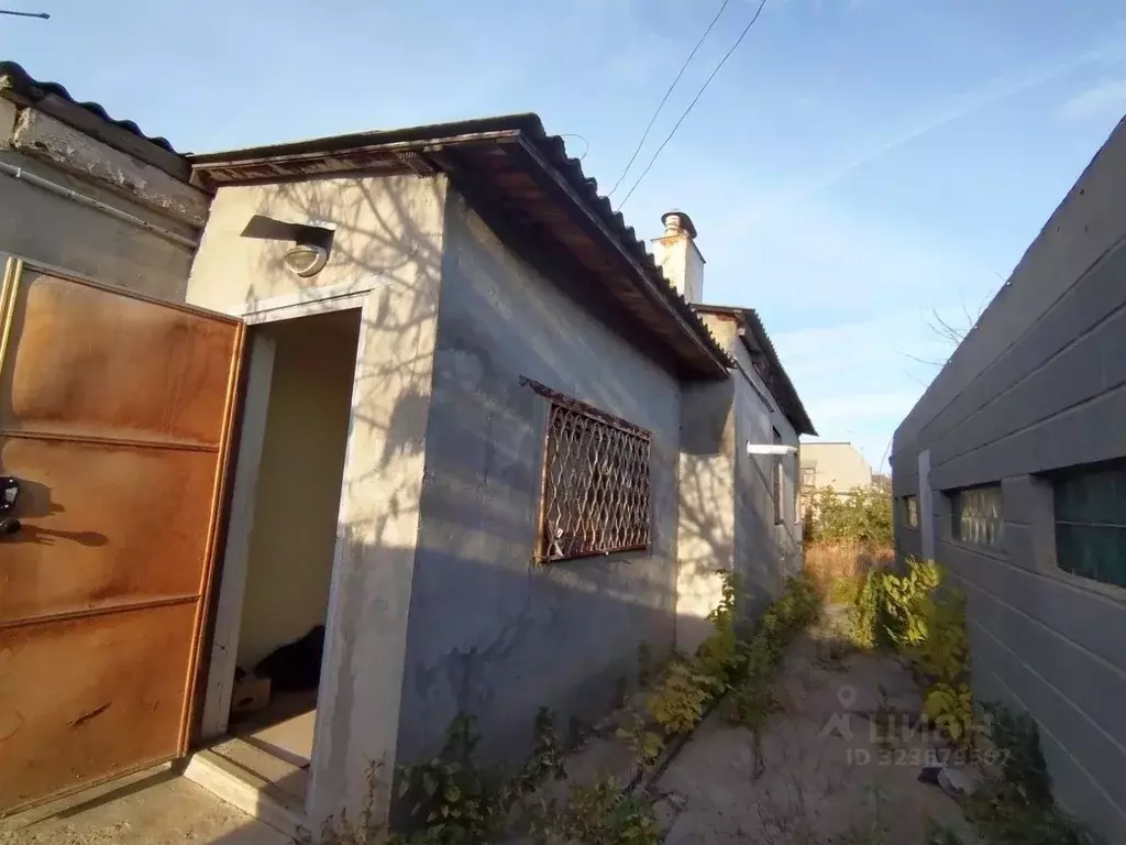 Дом в Волгоградская область, Волжский пос. Рабочий, ул. Баумана (72 м) - Фото 1