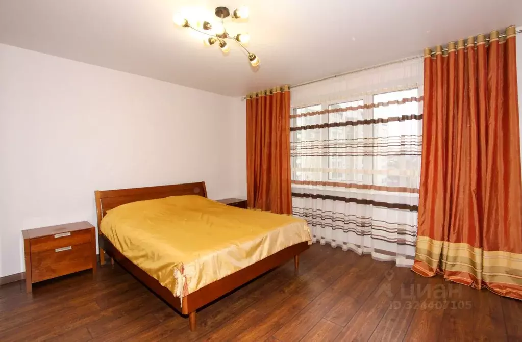 3-к кв. Челябинская область, Челябинск ул. 40-летия Победы, 33 (79.0 ... - Фото 1