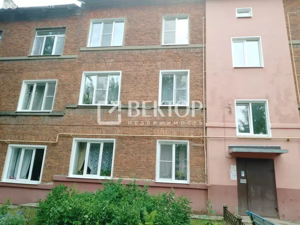 2-комнатная квартира: Комсомольск, Торговый переулок, 5 (35 м) - Фото 0